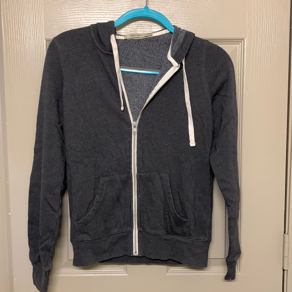 Abbot + Main Grey Zip Up Hoodie (size: s)